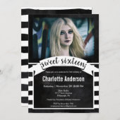 Sweet sixteenシャルボード白黒ストライプ写真 招待状 (正面/裏面)