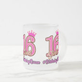 Sweet sixteenプリンセスクラウン16誕生日クイーン フロストグラスマグカップ (正面右)
