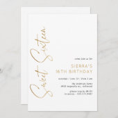 Sweet sixteenホワイトおよび金ゴールドスクリプト16誕生日 招待状 (正面/裏面)