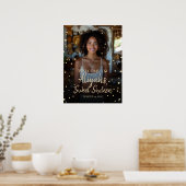 Sweet sixteen誕生日金ゴールドグリッターウェルカムサイン ポスター (キッチン)