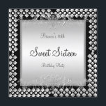 Sweet sixteen誕生日16 16thシルバーブラック 招待状<br><div class="desc">Sweet sixteen誕生日16 16thシルバーブラック誕生日パーティーのSweet sixteenエレガント。Zizzagoが2010年に著作権で保護されたこのデザインを作成</div>