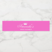 Sweet sixteen16thバースデーパーティーのネオンピンク ペットボトルラベル (シングルラベル)