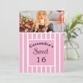 Sweet Sixteen ピンクストライプ水平写真 招待状 (スタンド正面)