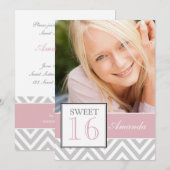 SWEET SIXTEEN·ピンク·グレー·シェブロン·パターン 招待状 (正面/裏面)