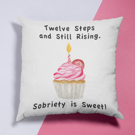 Sweet Sobriety: ろうそく付きのカップケーキ、リカバリーコイン クッション