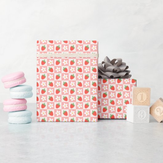 Sweet Strawberries & Flowers Wrapping Paper Roll ラッピングペーパー (ベビーシャワー)
