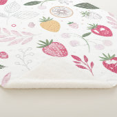 Sweet Strawberries Sherpa Blanket – Medium シェルパブランケット (3/4)