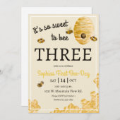 Sweet to Bee Three Honeycomb Bees 3rd Birthday  招待状 (正面/裏面)