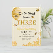 Sweet to Bee Three Honeycomb Bees Third Birthday 招待状 (スタンド正面)
