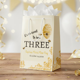 Sweet To Bee Three Third Birthday Bees Honeycomb ミディアムペーパーバッグ