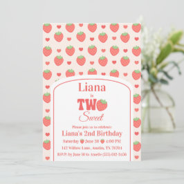 Sweet Two いちごの女の子の2歳の誕生日パーティー 招待状