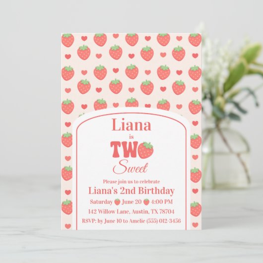 Sweet Two いちごの女の子の2歳の誕生日パーティー 招待状 (スタンド正面)