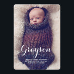 Sweet Welcome Two Photo モダン Birth Announcement 案内状<br><div class="desc">徹底的にモダン簡単にエレガント、このデザインはあなたの新しい少年を導入するための完璧な方法である。美しいキュラッシブタイポグラフィと2枚の大きなベビーの写真を前面に1枚、背面に1枚。フロントはベビーの誕生情報を保持し、背面には親や家族の情報と一緒になるパーソナライズされた特別な文字領域を保持する。</div>