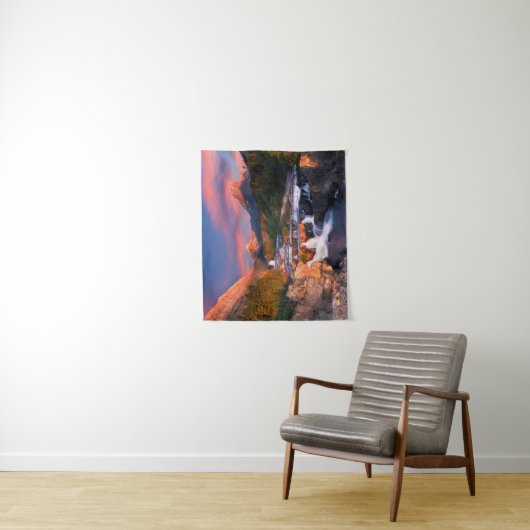 Swiftcurrentの入り江上の日の出 タペストリー (インサイチュ)