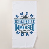 Swim Instructors Get Immersed In Their Work ビーチタオル (正面)