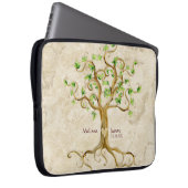 Swirl Tree Rootsの古い名前パーソナライズされたハート ラップトップスリーブ (正面右)