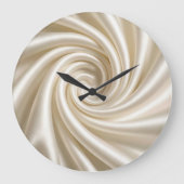 Swirled Ivory Satin Fabric Abstract ラージ壁時計 (正面)