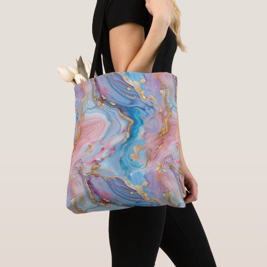 Swirls of Pink, Blue, Gold, Creates Marbled Effect トートバッグ (クローズアップ)