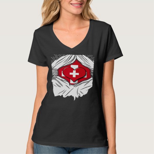 Swiss flag home of Switzerland   Tシャツ (正面)