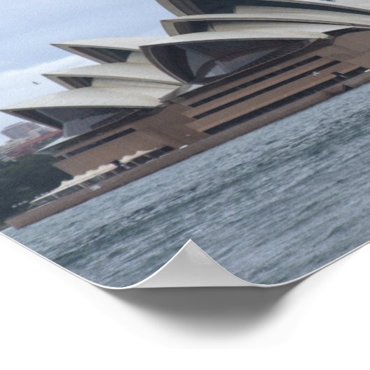 Sydney Opera House In Sunlight Backed By Cloud ポスター (角)