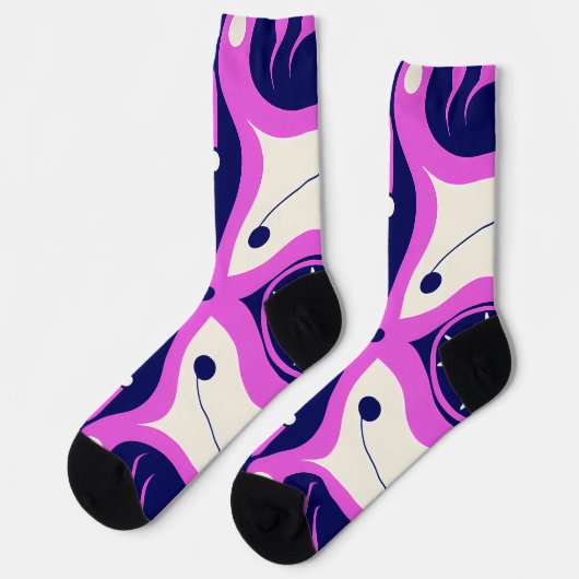 Symmetrical Abstract Pattern in Purple and White ソックス (左)