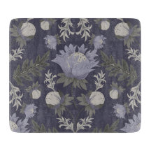 Symmetrical dark purple floral pattern