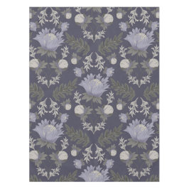 Symmetrical dark purple floral pattern テーブルクロス