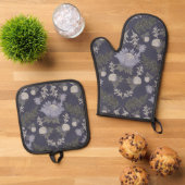 Symmetrical dark purple floral pattern 鍋つかみ&鍋敷きセット (トップダウン)