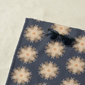 Symmetrical Line Drawing With Earthy Brown Colors ビーチタオル (インサイチュ)