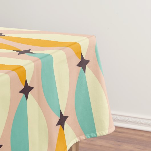 Symmetrical retro pattern with interlocking teal テーブルクロス (インサイチュ)
