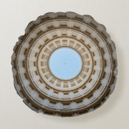 Symmetrical Worm's-Eye View of a Grand Dome ラウンドクッション