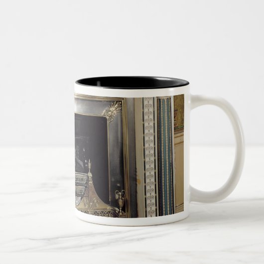 Syonの家、ミドルセックス、c.1760からの暖炉 ツートーンマグカップ (右)