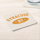 Syracuse, NY Retro Athletic-Style Paper Coasters スクエアペーパーコースター (アングル)