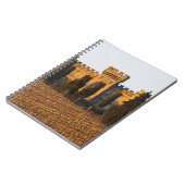 syrahのつる植物および館が付いているブドウ園 ノートブック (左側)