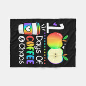 Tのための学校の100日目のコーヒーとカオスの日 フリースブランケット (正面(横))