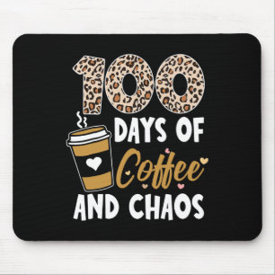 Tのための学校の100日目のコーヒーとカオスの日 マウスパッド