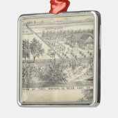 Tの冬の農場 メタルオーナメント (左)