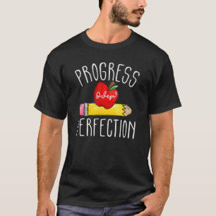 Tの完成感動的引用文の進歩 Tシャツ