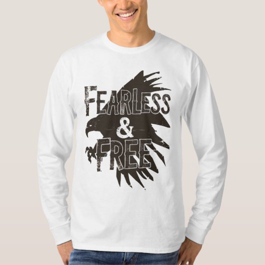 Tはっきりしたシャツの「Fearless & Free」デザイン- Empowering Tシャツ (正面)