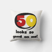 Tシャツとギフトに50個見える クッション (裏面)