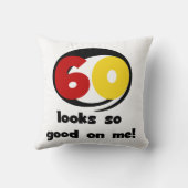 Tシャツとギフトに60個見える クッション (裏面)