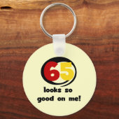 Tシャツとギフトに65個見える キーホルダー (正面)