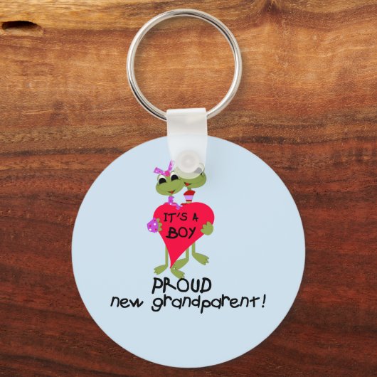 Tシャツとギフトを着た男の子の祖父 キーホルダー (正面)