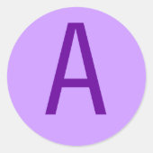 Tシャツと製品の紫の手紙または文字 ラウンドシール (正面)