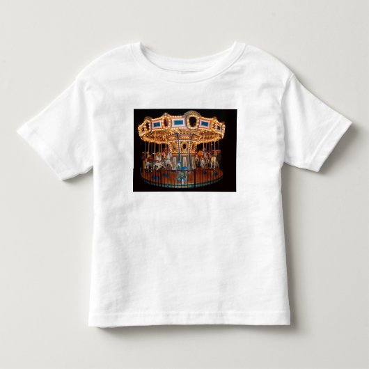 Tシャツにプリントされた回転木馬 トドラーTシャツ (正面)