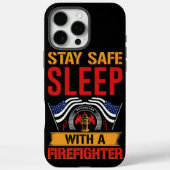 Tシャツに着た消防士の威勢はっきりしたのいいメッセージ Case-Mate iPhoneケース (裏面)