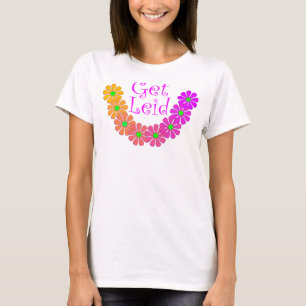 Tシャツのカラフルなレイのルアウ(ハワイ式宴会)の花のハイビスカスの Tシャツ