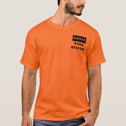 Tシャツの退職の日付のギャグのギフトの仕事解放の刑務所 Tシャツ (正面)