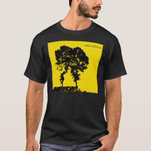 Tシャツの間にクラシックジャック・ジョンソンイン Tシャツ