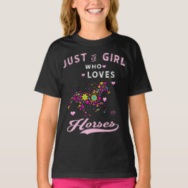 Tシャツを着た馬の女性を愛しているだけの女の子 Tシャツ